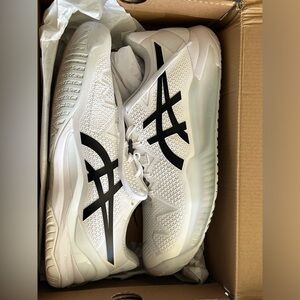 Asics Gel Challenger 13 - size 8.5 mens